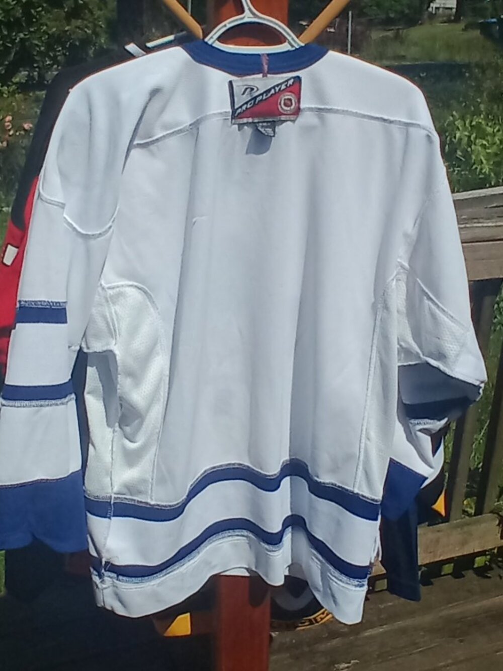 Toronto Maple Leafs Pro Player NHL hockey jersey - Picture 12 of 12